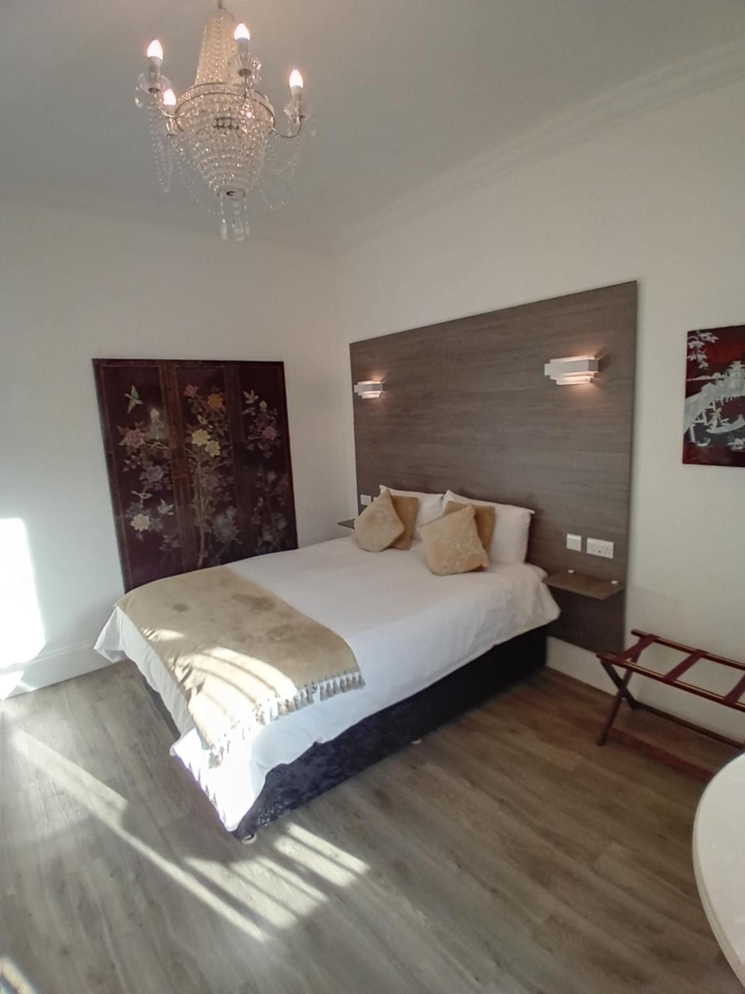 Bed and Breakfast Grosvenor House - Onsite Free Parking Ilfracombe Exterior foto